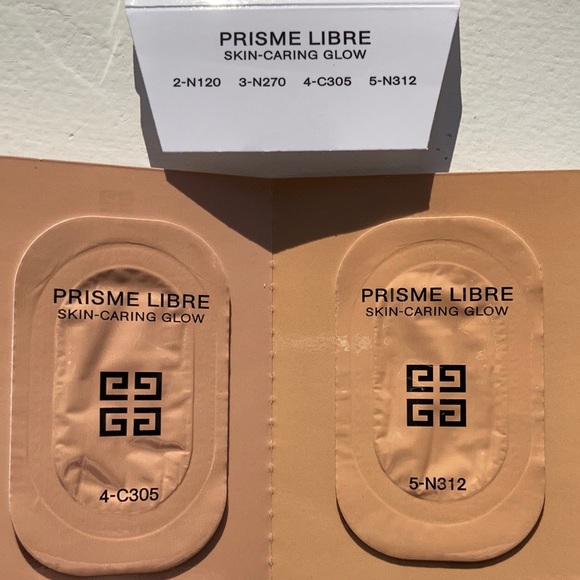 🎉HP🎉💖NEW!💖Givenchy Prisme Libre Skin-Caring Glow Foundation SEALED! - Picture 11 of 15